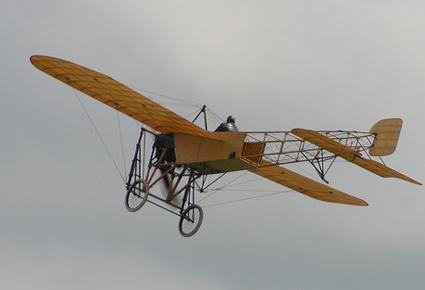   Blériot XI أقدم طائرة في العالم